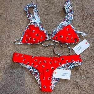 Billabong bikini medium nwt